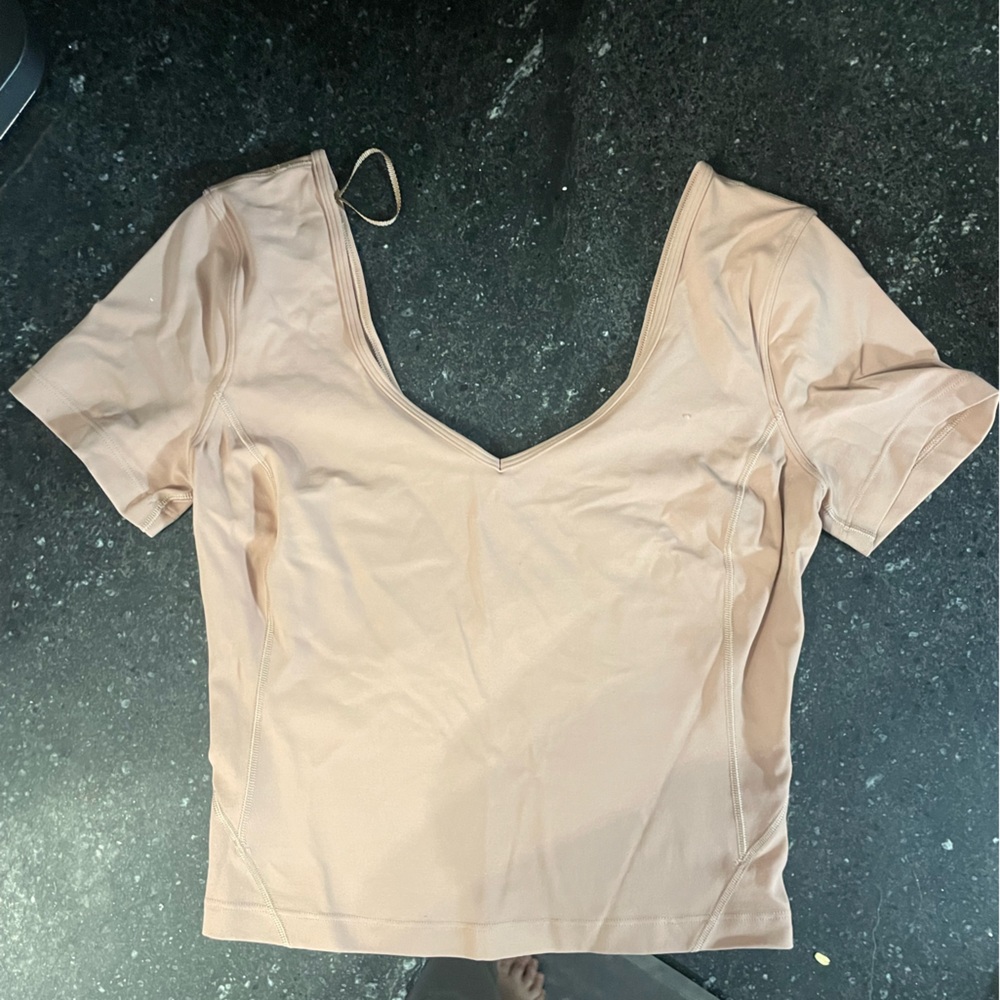 Lululemon T-shirt